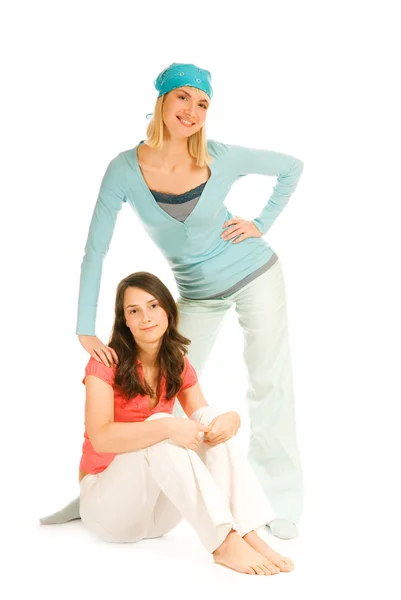 Két Tizenéves Lány Elszigetelt Fehér Background — Stock Fotó