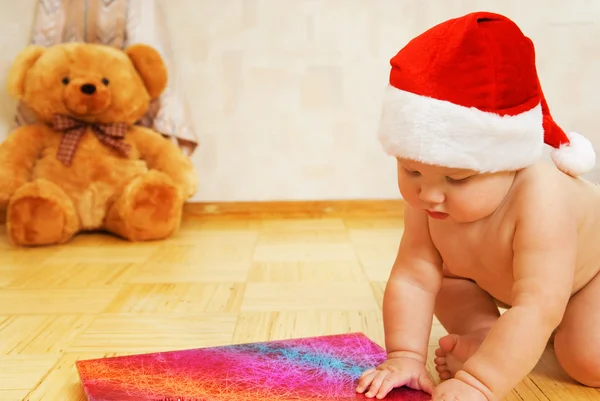 Bedårande barn i jul hatt — Stockfoto