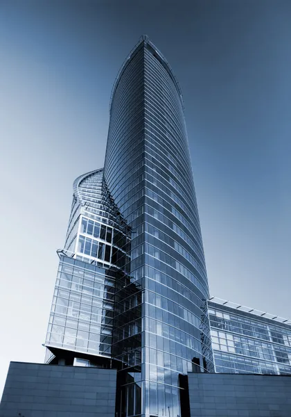 Modernes Bürogebäude Blau Getönt — Stockfoto