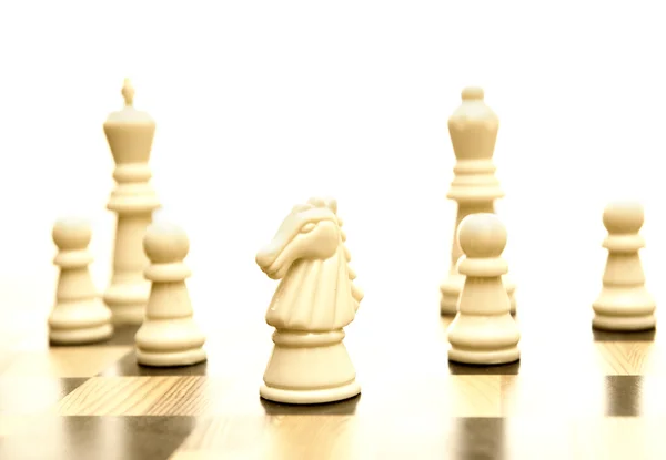 Elszigetelt fehér sakk játék — Stock Fotó