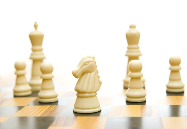 Elszigetelt fehér sakk játék — Stock Fotó