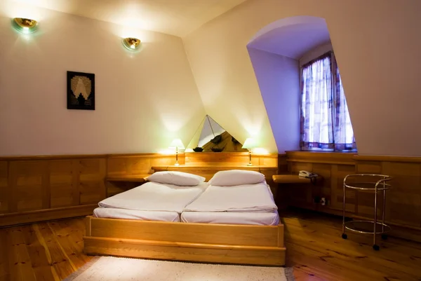 A Hotel kétágyas szoba — Stock Fotó