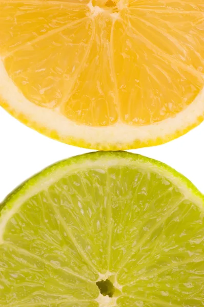 Лайм і лимонний шматочок — стокове фото