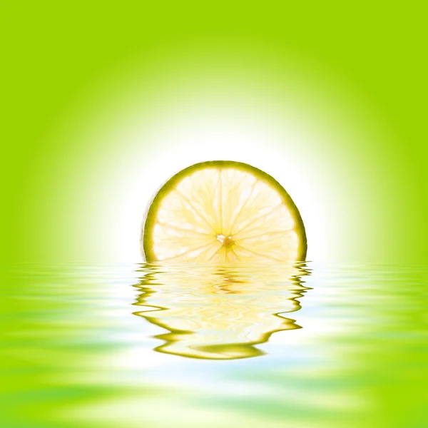 Lime szeletet renderelt vízben — Stock Fotó