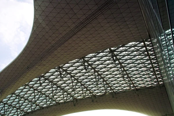 Střecha terminálu letiště — Stock fotografie