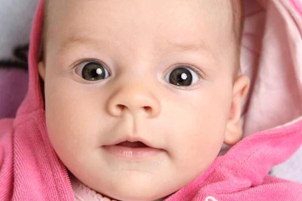 Retrato de cerca del adorable bebé — Foto de Stock