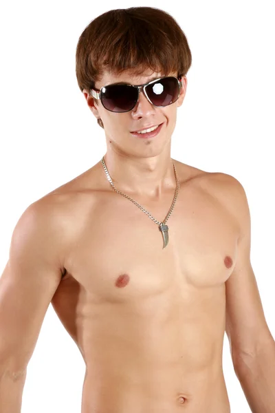 Joven hombre de moda con cuerpo atlético posando en gafas de sol —  Fotos de Stock