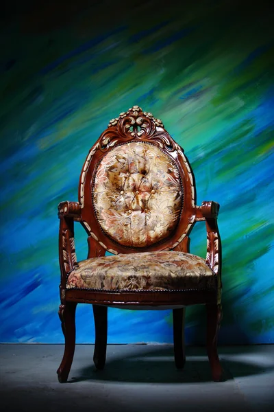 古代彫刻の肘掛け椅子 — ストック写真
