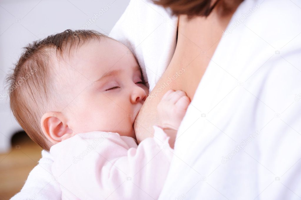 Rezultate imazhesh për breastfeding