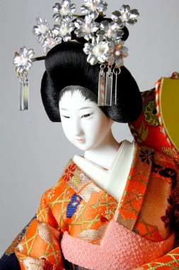 Geisha japanese doll clipart