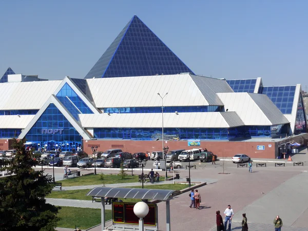 Торговый центр в Челябинске — стоковое фото