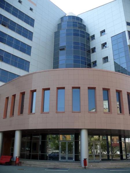 Office building in Chelyabinsk — Stock Photo, Image