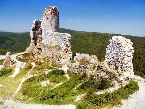 泰斯-的城堡废墟 — 图库照片