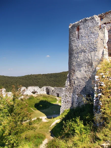 O Castelo de Cachtice - Donjon — Fotografia de Stock