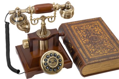 eski telefon ve kitap