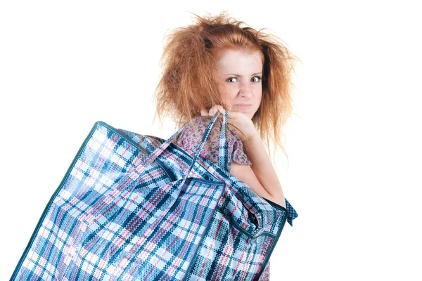 Zmęczona kobieta z torbą na zakupy. — Zdjęcie stockowe