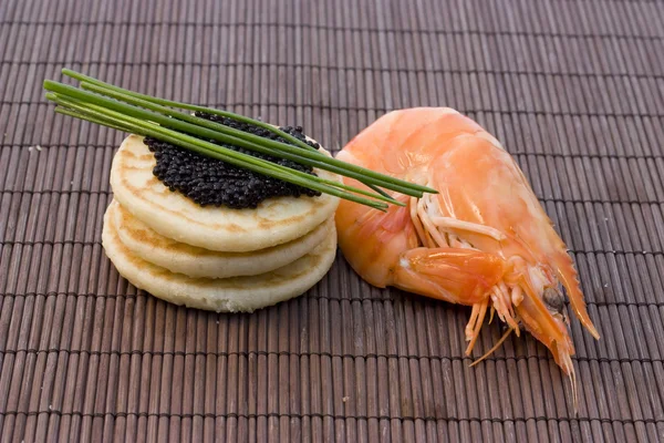 Caviar e camarão — Fotografia de Stock