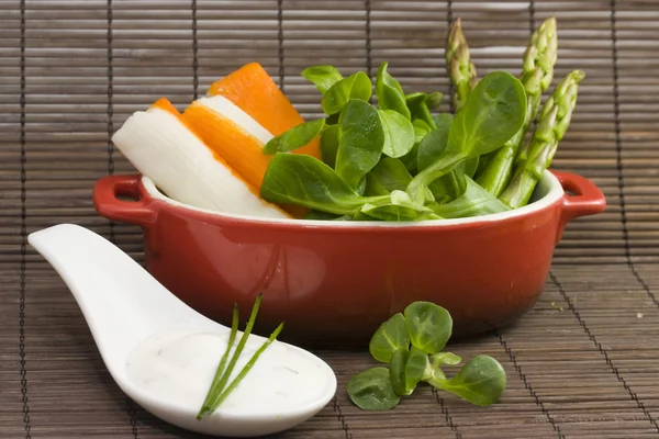 Salad and tzatziki — Stock Photo, Image