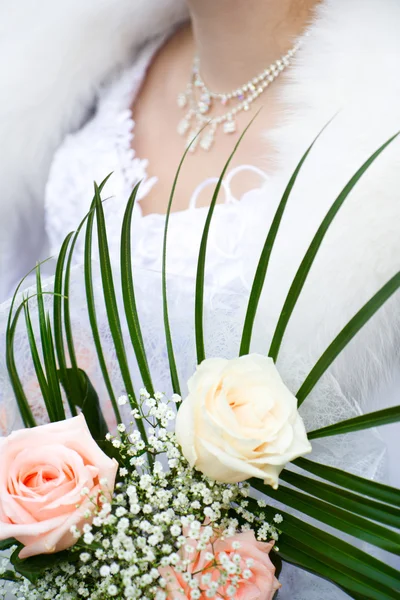 Kaukasische Braut in Großaufnahme — Stockfoto