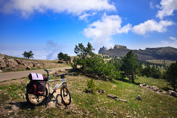 Fahrrad in den Bergen — Stockfoto