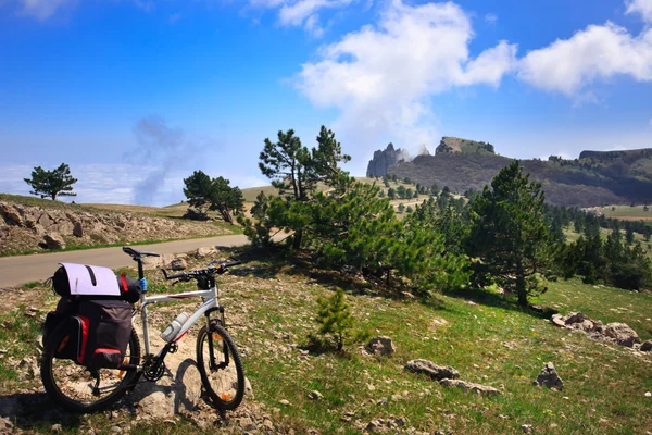 Fahrrad in den Bergen — Stockfoto