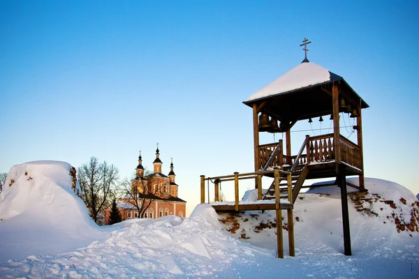 Dzwonnica w dawnego klasztoru — Zdjęcie stockowe
