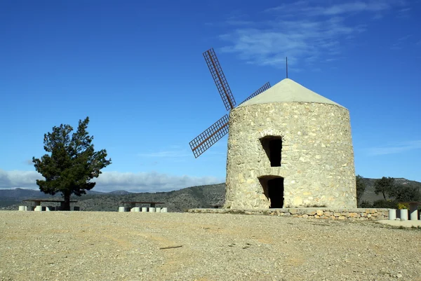 Moinhos de vento Alcublas - Espanha — Fotografia de Stock