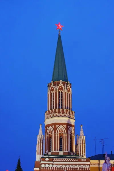 Kreml-Gebäude auf rotem Grund — Stockfoto