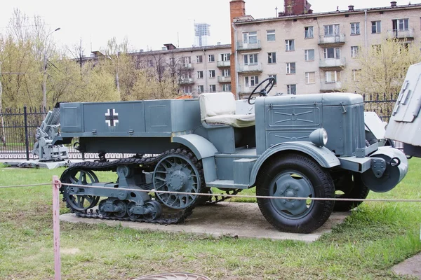 车纪念碑在军事技术的博物馆 — 图库照片