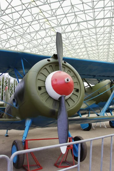 飞机在军事技术的博物馆 — 图库照片
