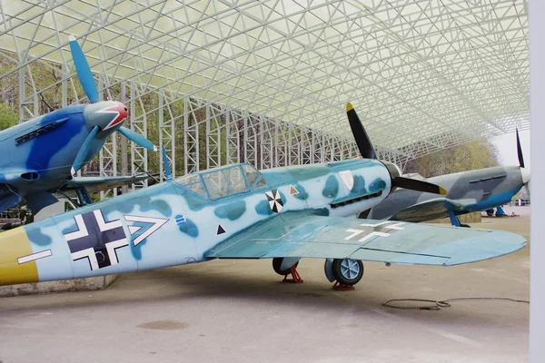 Letadlo v muzeu vojenské techniky — Stock fotografie
