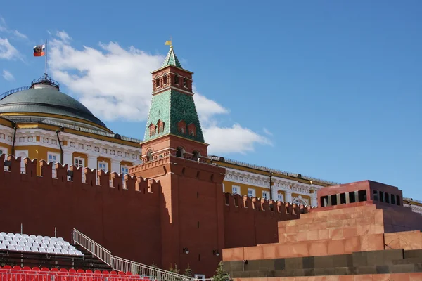 Budování moskevského Kremlu na červené oblasti — Stock fotografie