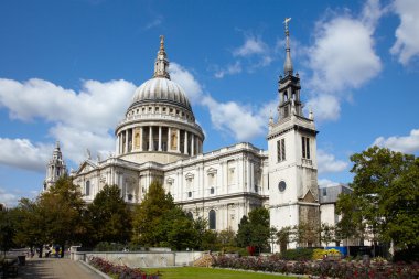 St Paul's cathedral in London clipart