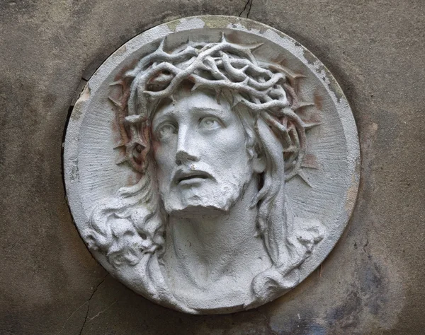 Скульптура Ісуса Христа в обличчя колючих Ліцензійні Стокові Фото