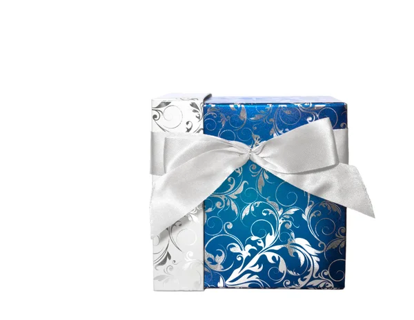 Gift box with белой ribbon isolated on a white background — Foto Stock