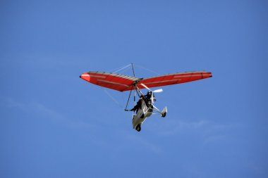 Hang-glider clipart
