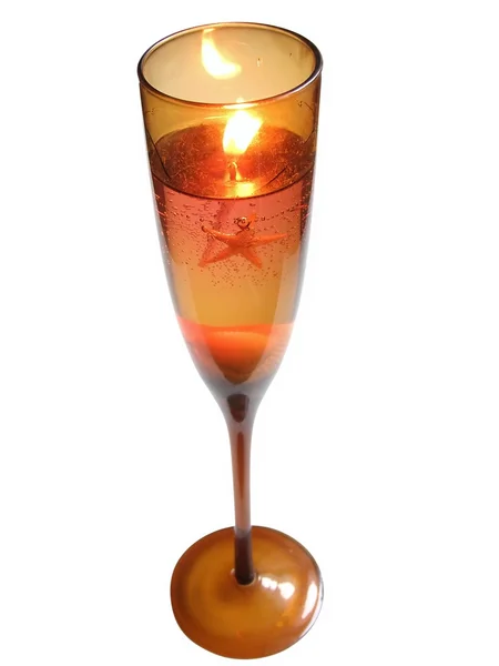 와인 글라스에 촛불 — 스톡 사진