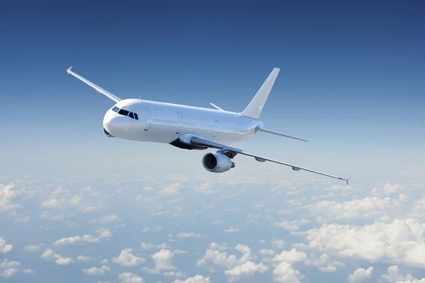 Flygplan i luften - Passagerarflygplan — Stockfoto