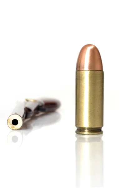 Gewehr und Kugel — Stockfoto