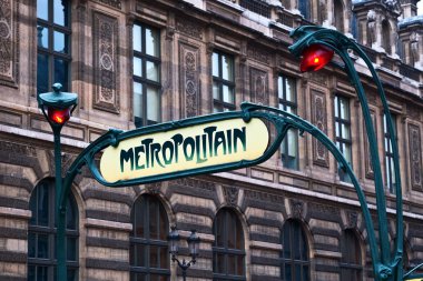 Paris metropolitain işareti