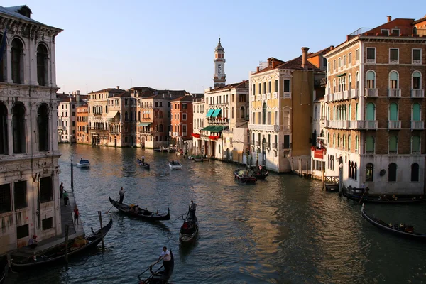 Grande canal de Veneza ao pôr do sol — Fotografia de Stock