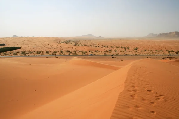 Droga przez pustynię — Zdjęcie stockowe