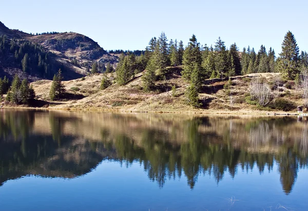 Stock image Mouintain lake