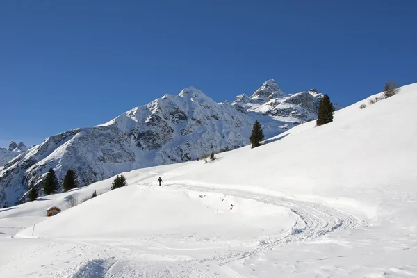 Зимние походы в Альпах — стоковое фото