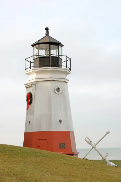 Deniz feneri ve çapa — Stok fotoğraf