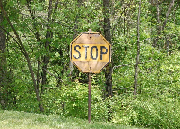 Gele stopbord — Stockfoto