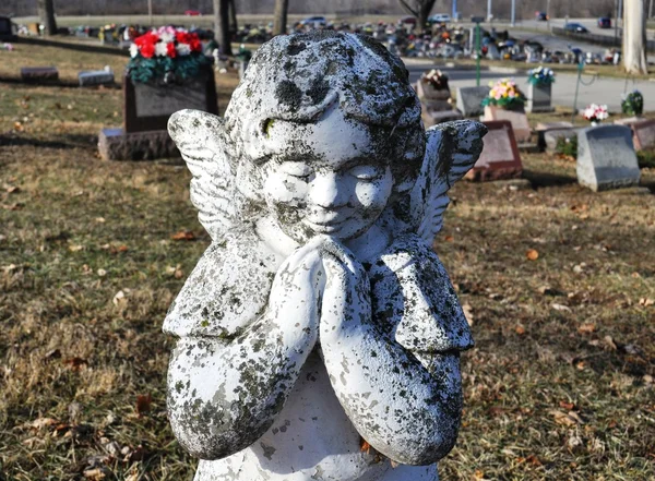 Gravesite Anděl Modlit — Stock fotografie