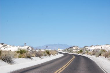 White Sands road clipart