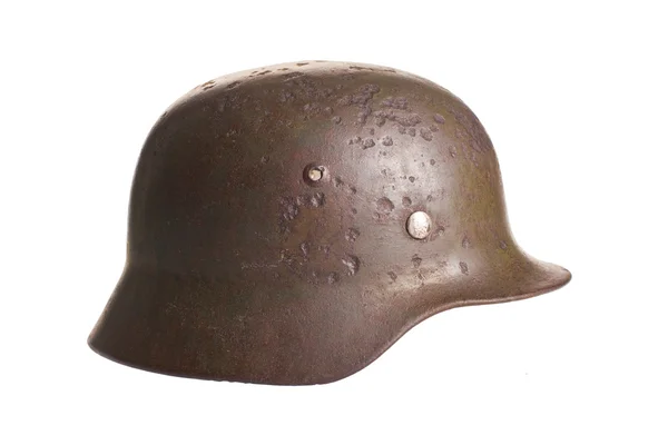 Antiguo casco oxidado alemán . — Foto de Stock