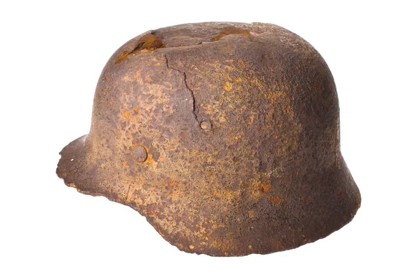 Staré německé rezavé helma. — Stock fotografie
